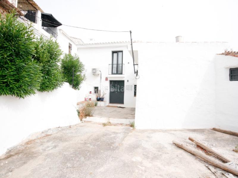 Foto 6ce3adcd-cfc3-4a67-8668-2e999bc712fa. Casa pareada encantadora casa tradicional en Guaro