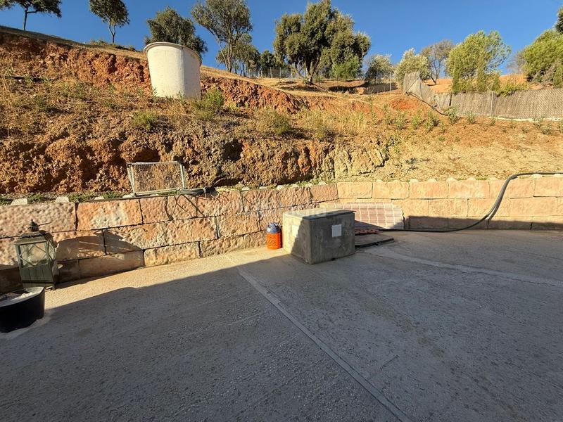 Foto 9f1a3b5b-e527-4445-9b69-ac908075131a. Casa preciosa finca con afo en Coín