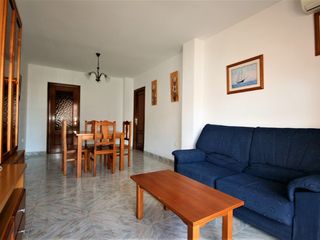 Rent Flat  Plaza andalucia. Amplio piso en segunda planta con ascensor