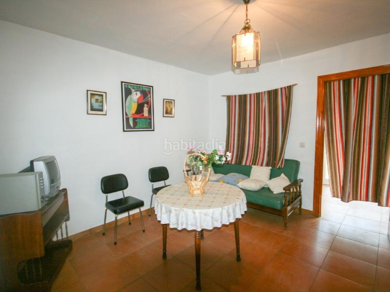 Foto 1a70bc1d-aaf7-4ec3-b546-84abb5a99c15. Semi detached house with parking in Tolox