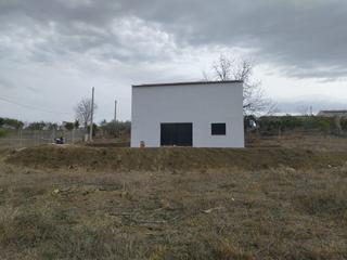 Casa a Coín. Finca rustica con de almacen de aperos de 60 m2