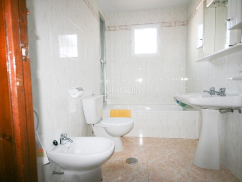 Foto a8fc1aff-5621-4e6d-8858-8fe2abe94c5e. Casa a schiera con parcheggio in Coín