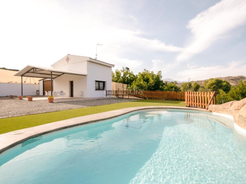 Foto 82eed9a5-4a7e-494b-b99f-8765a6f2b6df. Masía encantadora finca con casita al lado del pueblo en Coín