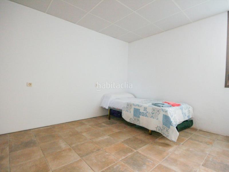 Foto c3cf67b9-06e0-4d5e-9e7c-c37b98c9d420. Masía encantadora finca con casita al lado del pueblo en Coín