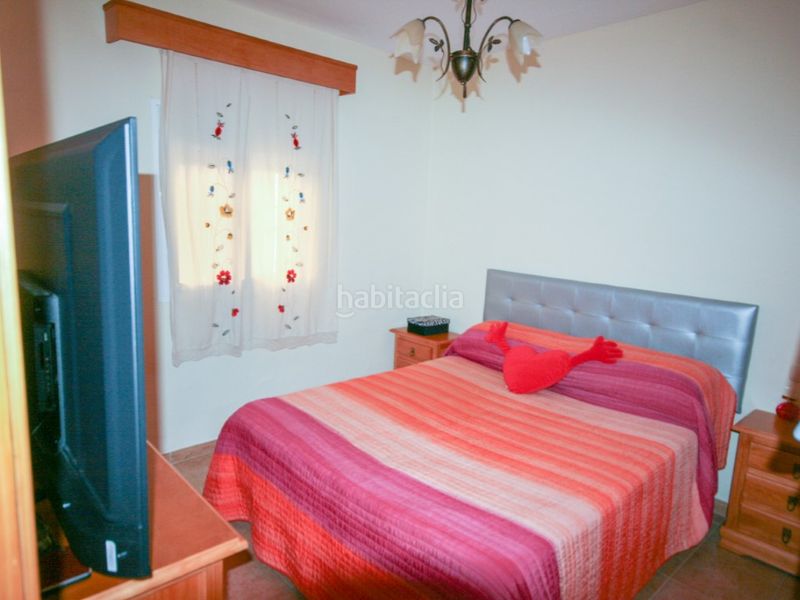 Foto 0e06ca8d-63e5-4f7e-a142-e9e6e04c2ca2. Casa adossada a Coín
