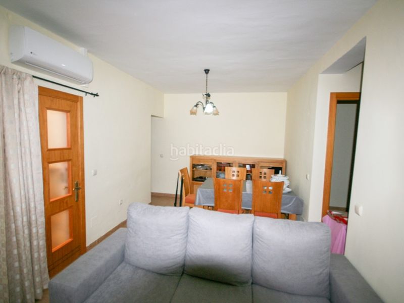 Foto 3d0b9239-816a-400d-97e6-087e5f0883b1. Casa adossada a Coín