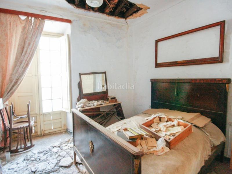 Foto 81dc63f6-5ac9-4027-a7cb-c646e5a60420. Casa adosada  para restaurar por completo en Coín