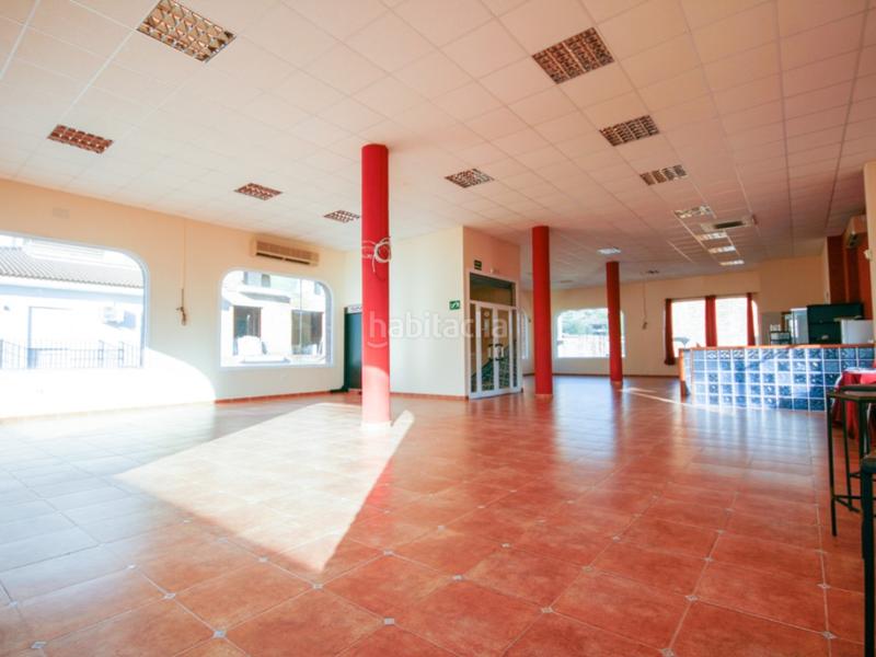 Foto 7b611b1a-2a2d-4494-8f3d-01c894bf6cb1. Local commercial dans Guaro