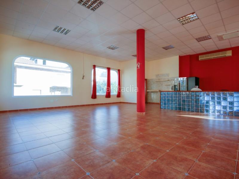 Foto 85251cac-aed2-41bf-8a48-d668ab2440d9. Local commercial dans Guaro