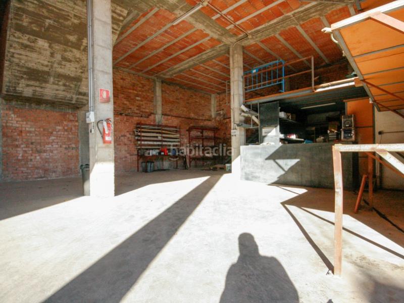 Foto 8e2e7f00-4dfe-4653-b0ff-9a5b9d3e5c38. Local commercial dans Guaro