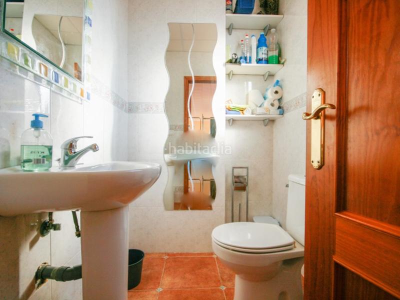 Foto c54305a7-b91c-4432-a13a-f828c9360ac3. Local commercial dans Guaro