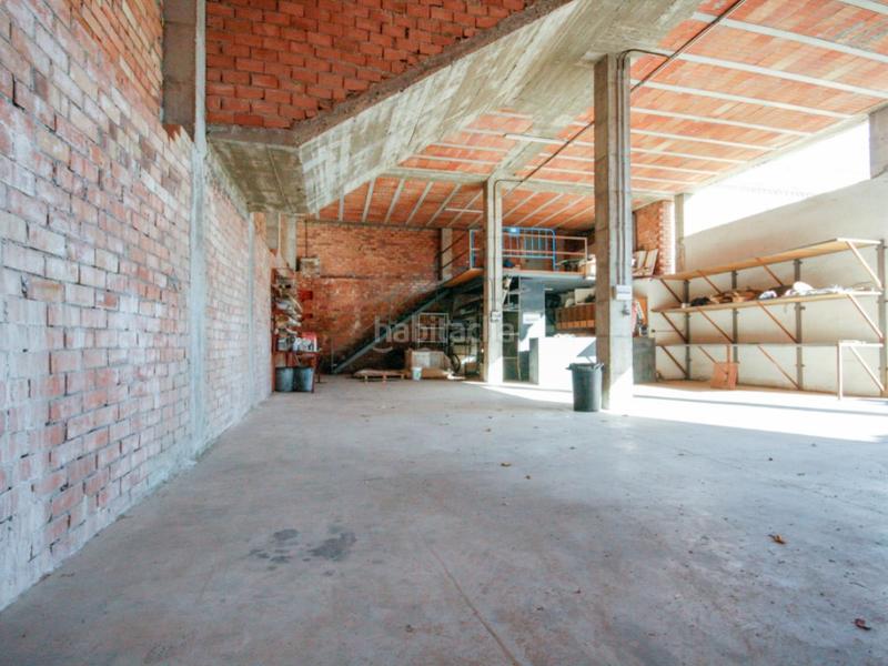 Foto cf715821-44fa-4104-a385-95f6c47f200b. Local commercial dans Guaro