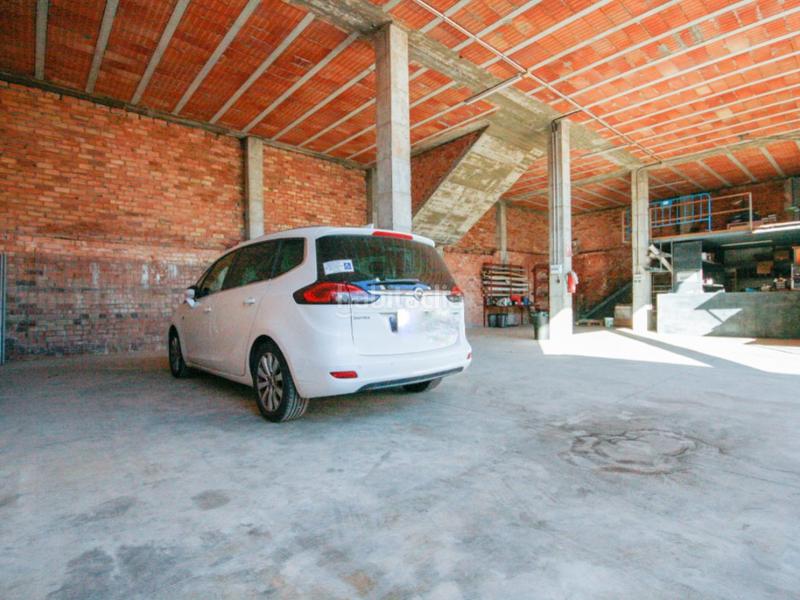 Foto e7ed970b-da9c-4cf0-b09e-9c4801dbc37b. Local commercial dans Guaro