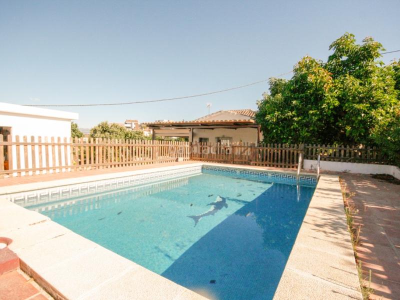 Foto 9e20e6d9-9f41-44c2-888e-4a5163c67750. Haus mit parking in Coín