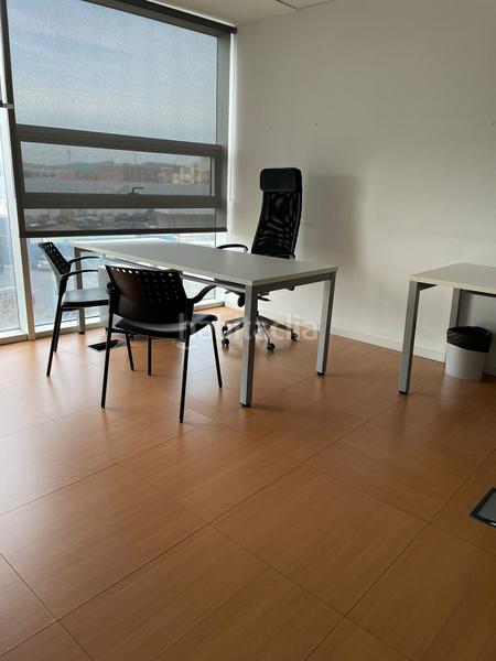 Foto a70bc557-1940-467b-a3e1-15b01100b3c0. Rent office space in carretera de sant cugat 63 in Rubí