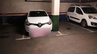 Parking voiture à Trinitat Vella. Cómoda y bien ubicada