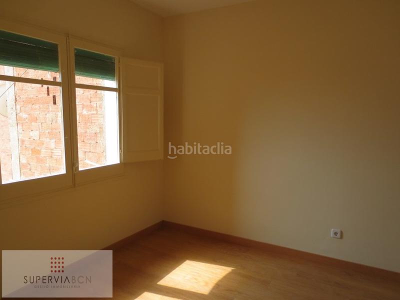 Foto 236fad85-9b66-4665-81bf-1e6199c97ee4. Etagenwohnung in Guinardó Barcelona