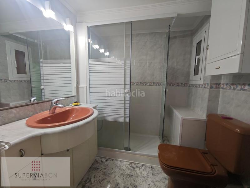 Foto 17236dae-b3fb-49fe-99b4-cc7a1169efd2. Piso se vende amplio piso en el guinardó en Baix Guinardó Barcelona