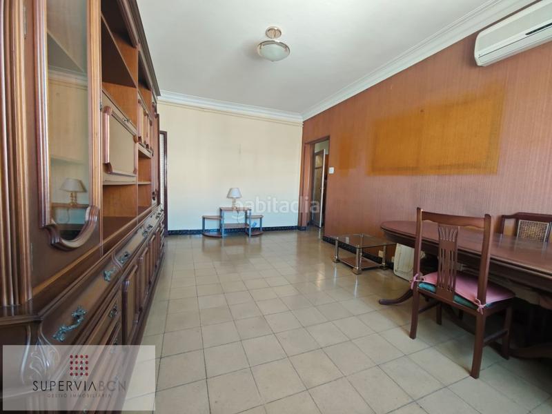 Foto 5377381e-6be3-48bc-8e4c-7448d40ec48c. Piso se vende amplio piso en el guinardó en Baix Guinardó Barcelona