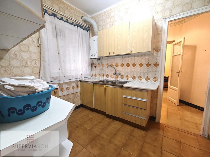Foto 576affe3-0dd0-46f5-83d8-2c1d55412c10. Piso se vende amplio piso en el guinardó en Baix Guinardó Barcelona