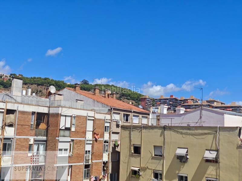 Foto 58ea8bb7-dda3-458e-91df-bff7feb3d140. Piso se vende amplio piso en el guinardó en Baix Guinardó Barcelona