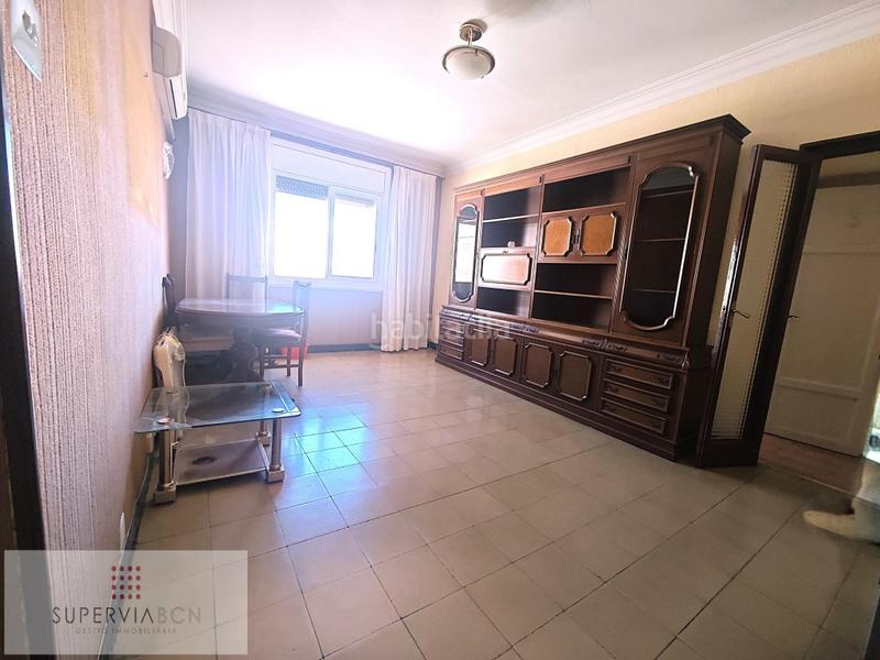 Foto 61f67780-2a12-47bc-b6b9-3b06765e9718. Piso se vende amplio piso en el guinardó en Baix Guinardó Barcelona