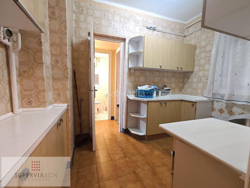 Foto 8e7f5c47-ea59-4e6d-b41b-f8c2339d1ecd. Piso se vende amplio piso en el guinardó en Baix Guinardó Barcelona