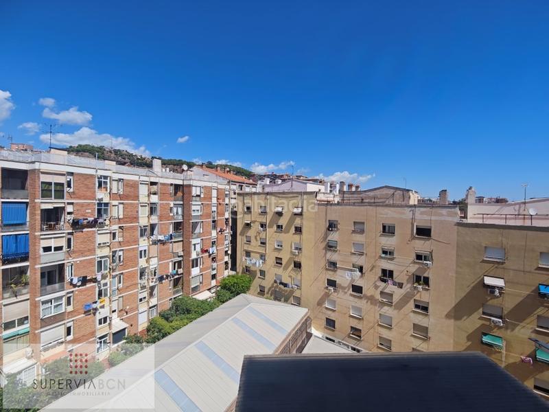 Foto 955a4acd-51f9-435f-ae85-41f7f5fa1aa9. Piso se vende amplio piso en el guinardó en Baix Guinardó Barcelona