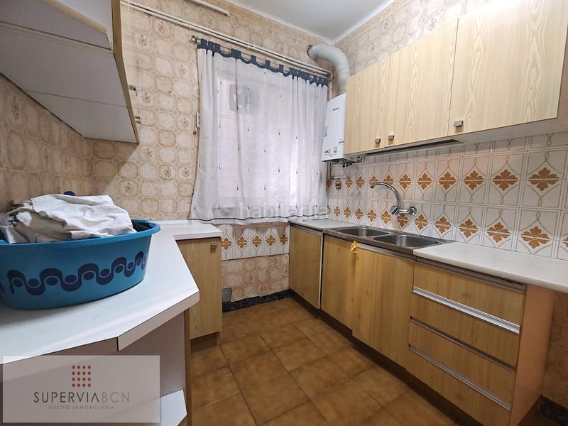 Foto d01e8ed0-8f25-4e19-ba45-ca576147fc0e. Piso se vende amplio piso en el guinardó en Baix Guinardó Barcelona
