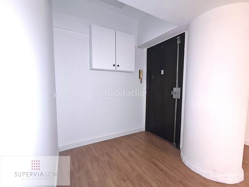 Foto a24a675d-c18c-4595-baf5-476298122a1e. Oficina a Putget - Farró Barcelona