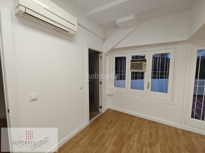 Foto f72c6f77-cd93-4711-aff5-d99717a3632b. Oficina a Putget - Farró Barcelona