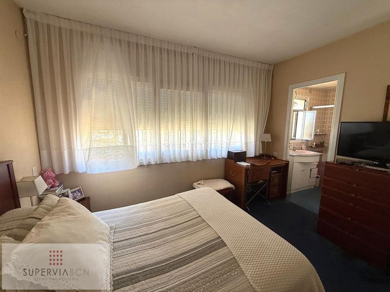 Foto 5cf1d36f-fcbe-443e-9b99-6ddb59172cb3. Gebäude in Collblanc Hospitalet de Llobregat (L´)