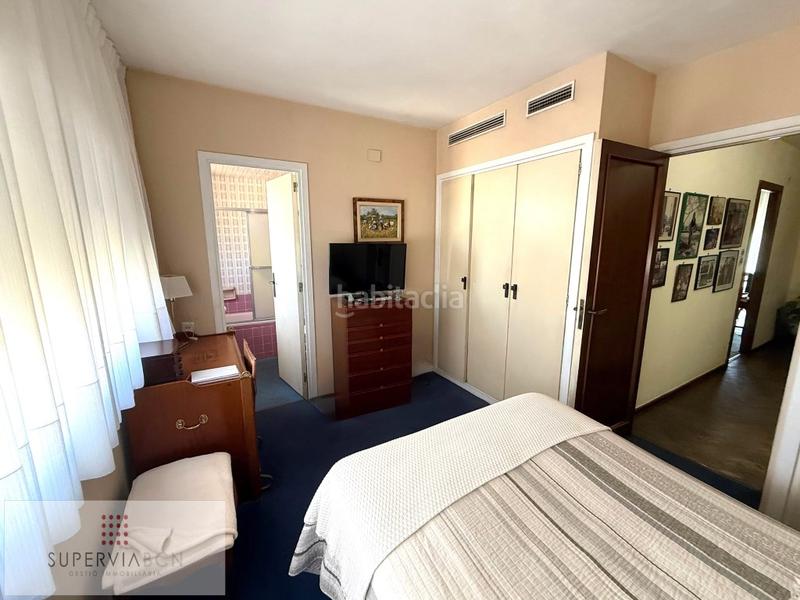 Foto a502f578-6780-423f-82ab-a3964d4fd653. Gebäude in Collblanc Hospitalet de Llobregat (L´)