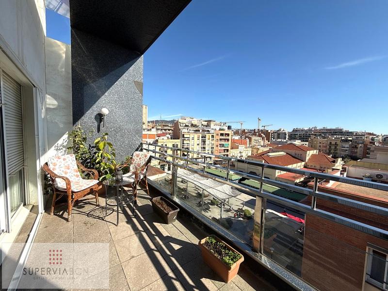 Foto ad643491-f2bf-47ca-b706-dd9685132dec. Gebäude in Collblanc Hospitalet de Llobregat (L´)