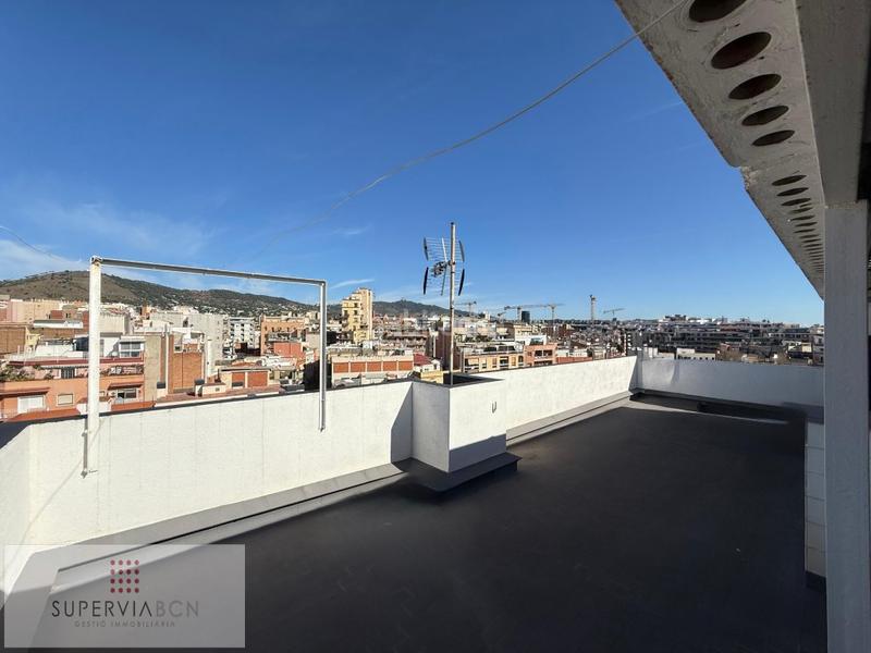 Foto cc8ba337-21b6-422b-b952-35a356fed35a. Gebäude in Collblanc Hospitalet de Llobregat (L´)