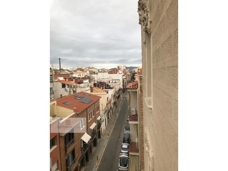 Foto aafffb83-91d3-4d45-9de3-43eaa3f89c97. Piso  en venta en el camp de larpaclot en El Camp de l´Arpa del Clot Barcelona