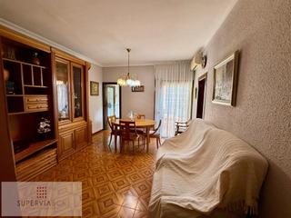 Appartement à Sagrada Família. Piso junto sagrada familia 3 habitaciones