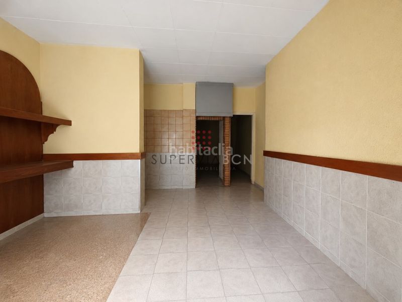Foto b3382a66-df05-48a3-bd76-54b712b26049. Local comercial a Carmel Barcelona