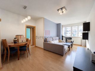 Pis a Sagrada Família. Vistas a la sagrada familia  7ª planta real  3 habitaciones y 2