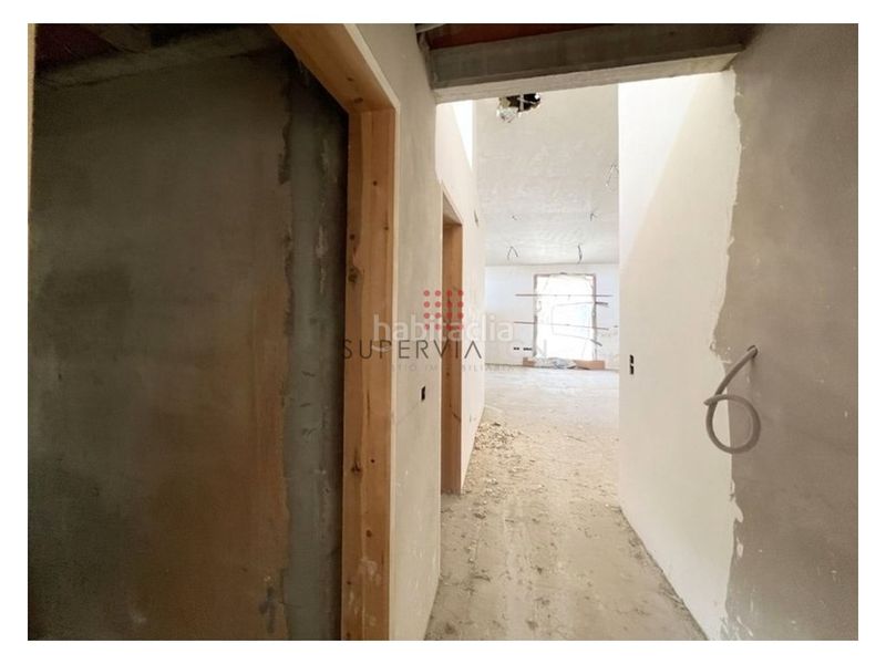 Foto 4cb1d249-7d28-4451-a1aa-362f649989cb. Edifici a Olot