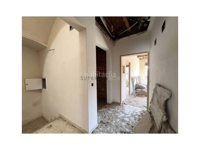 Foto a5134e73-946d-4722-9823-ed69759d464f. Edifici a Olot