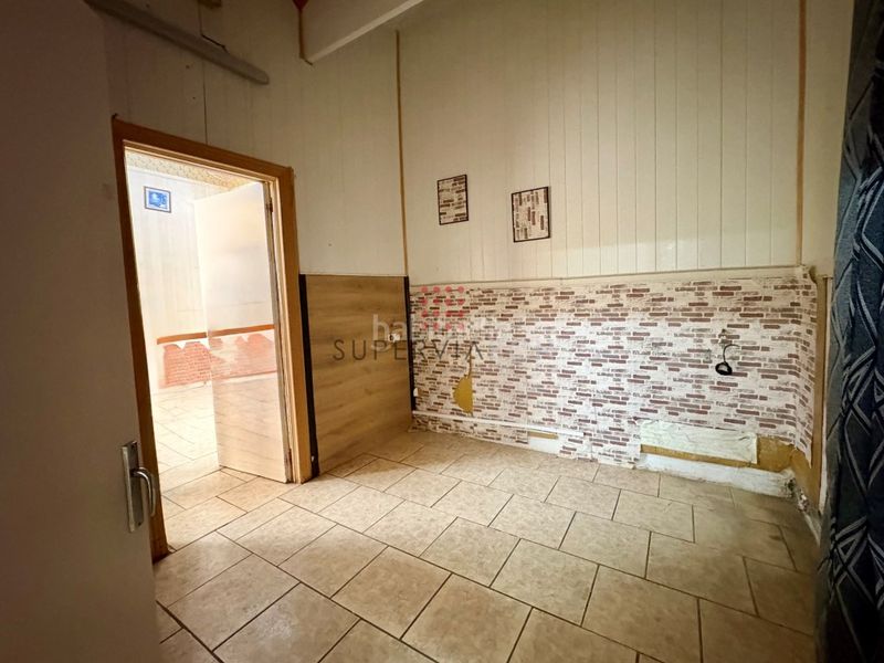 Foto fbcdba12-e366-4c92-b010-863d4a73b9d0. Casa a Vila de Gràcia Barcelona