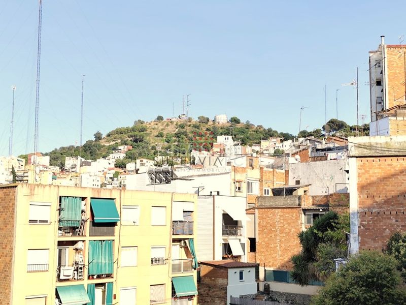 Foto f16e35ad-70be-4b40-ab47-80874cd2a164. Pis a Carmel Barcelona