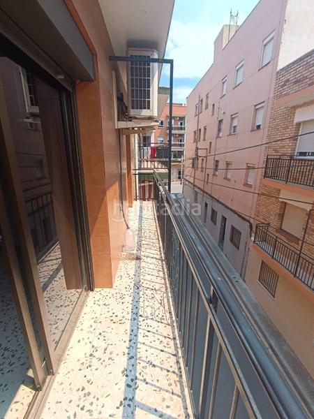 Foto 084ac01c-c6b3-44c5-99e2-25023d1de191. Appartamento in carrer dinou 12 in Bonavista Tarragona