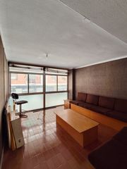 Local Comercial a Carrer d'eivissa 14. Local en venta tarragona