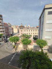 Affitto Appartamento in Carrer rovira i virgili 11. Piso en alquiler en tarragona - solo estudiantes