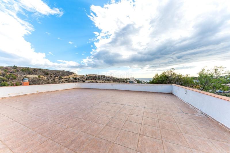 Foto 68652a91-7326-4422-b695-6e2a72c9f845. Chalet en calle del romani 1 vista al mar excepcional, a un precio sin rival. en Campello (el)