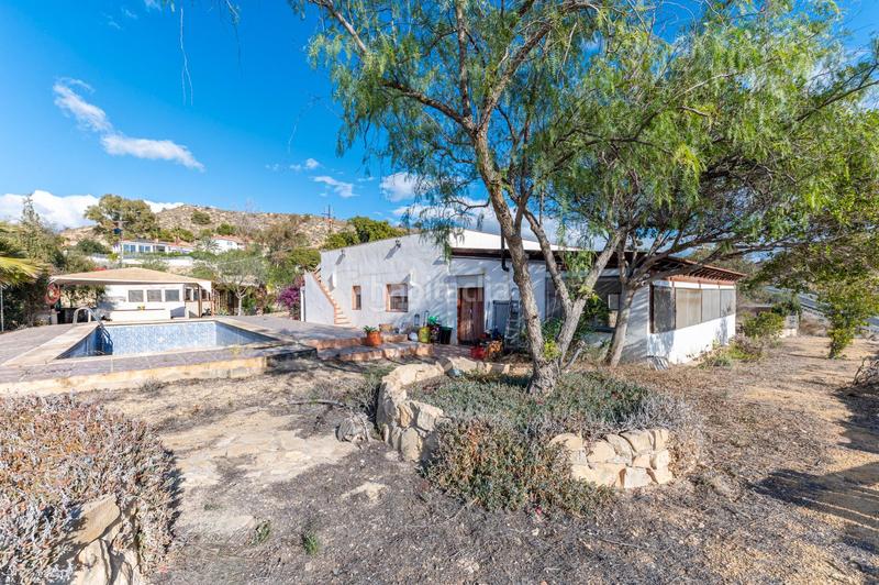 Foto 8205c619-6818-447b-9376-43e46f5c26e9. Chalet en calle del romani 1 vista al mar excepcional, a un precio sin rival. en Campello (el)