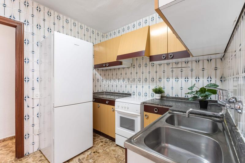Foto b2a89966-a029-4784-875c-b83f73afe755. Appartamento in general prim 2 in Campoamor Alicante