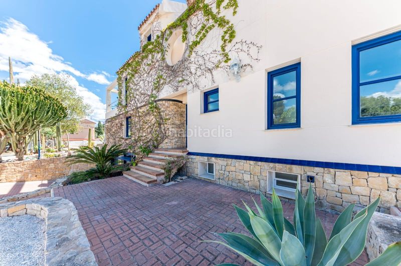 Foto 193bbc14-5a6f-4dfb-a722-f56846eb4f92. Chalet exquisita vivienda con detalles de ensueño !!! en Alicante